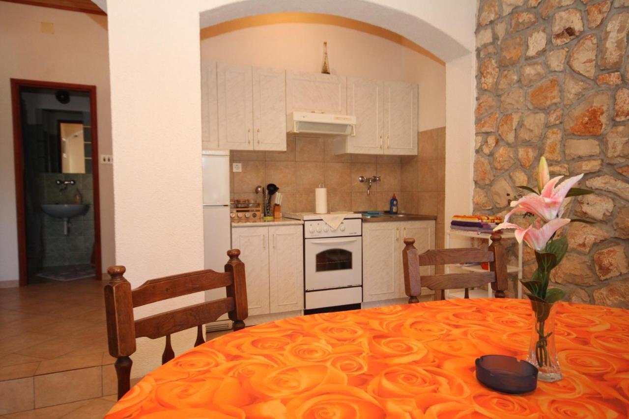 חוואר Apartments By The Sea Cove Zastupac, Hvar - 8761 מראה חיצוני תמונה