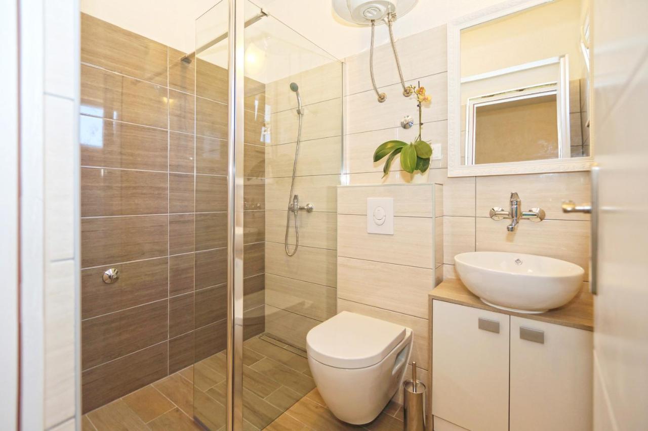 חוואר Apartments By The Sea Cove Zastupac, Hvar - 8761 מראה חיצוני תמונה
