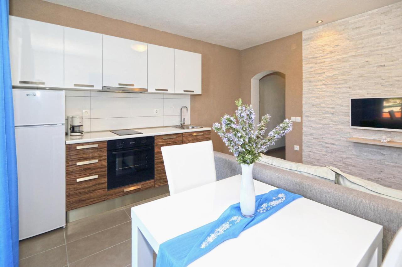 חוואר Apartments By The Sea Cove Zastupac, Hvar - 8761 מראה חיצוני תמונה
