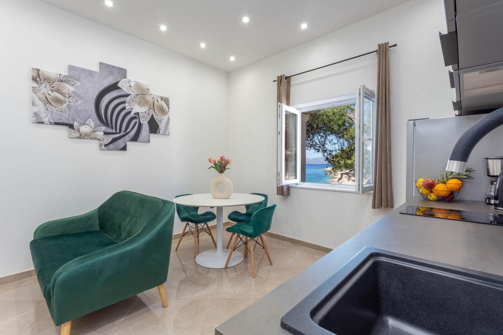 חוואר Apartments By The Sea Cove Zastupac, Hvar - 8761 מראה חיצוני תמונה